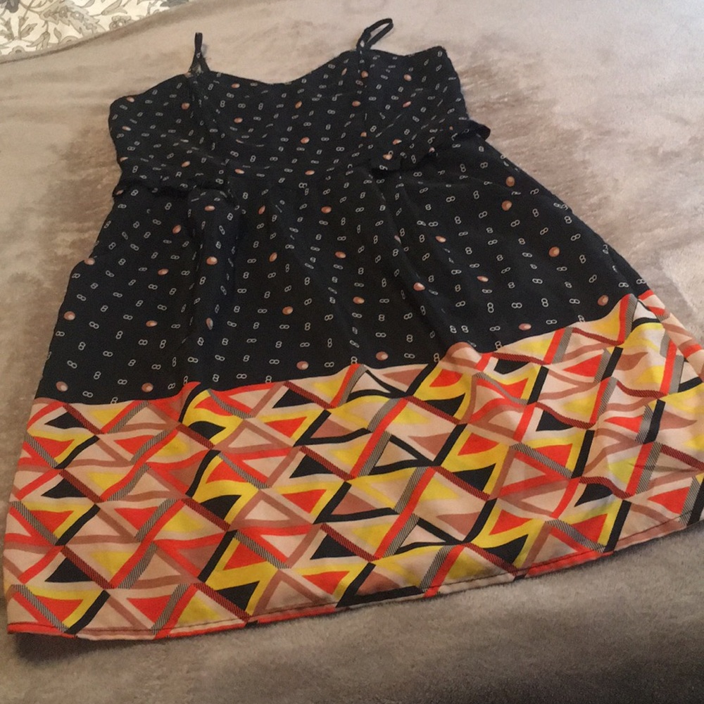 Dress - Picture 2 of 6